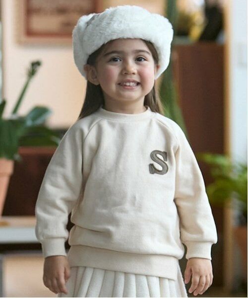 petit main / プティマイン スウェット | 【GOODPRICE】アルファベット裏起毛トレーナー（クリーム）