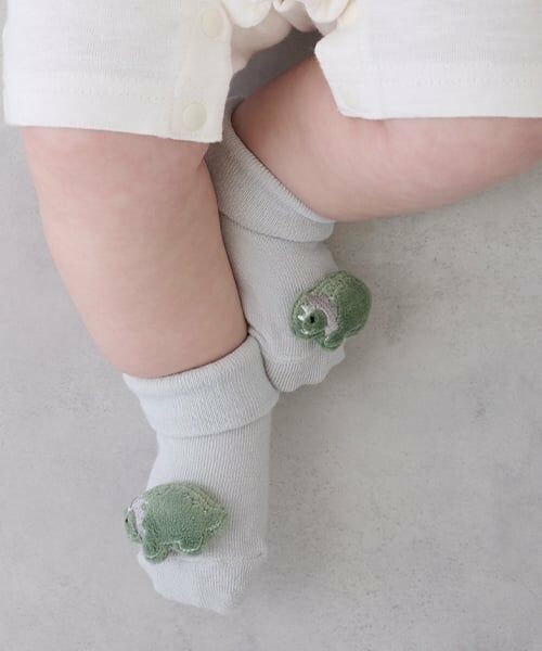 petit main / プティマイン ベビー・キッズウエア | 恐竜カップソックス（ライト グレー）