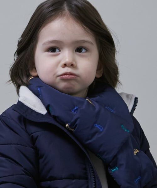 petit main / プティマイン マフラー・ショール・スヌード・ストール | アソート刺しゅう中綿マフラー（紺）