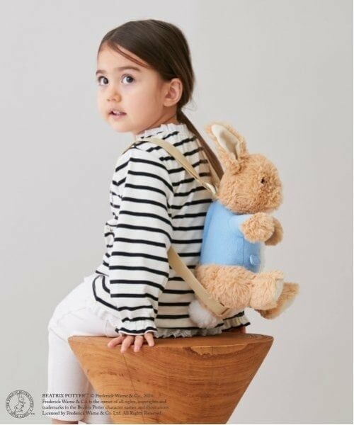 petit main / プティマイン リュック・バックパック | 【ピーターラビット】ぬいぐるみリュック（ベージュ）