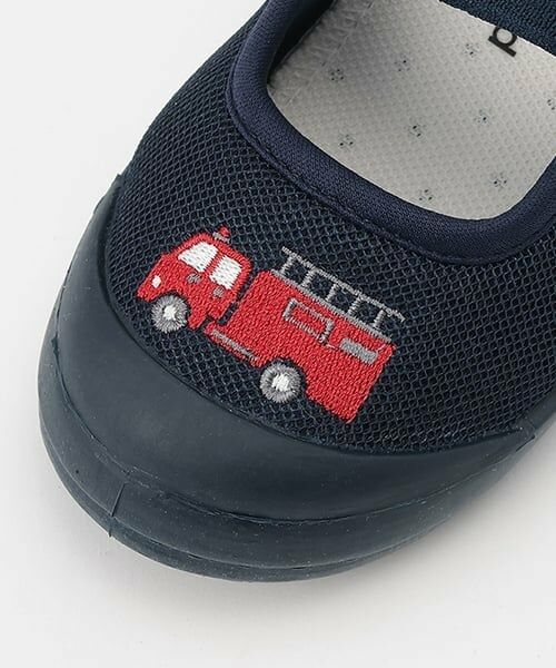 petit main / プティマイン インテリア・生活雑貨・ホビー・ステーショナリー | ワンポイント刺しゅうメッシュ上履き | 詳細9