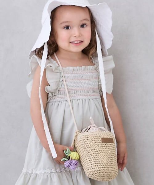 petit main / プティマイン ショルダーバッグ | 雑材フルーツポシェット（薄ベージュ）