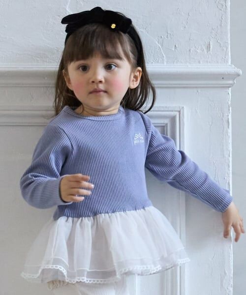 petit main / プティマイン Tシャツ | チュールペプラムロゴ長袖Tシャツ（ライト ブルー）