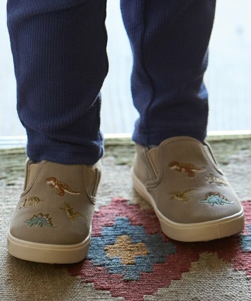 petit main / プティマイン スニーカー | スポっとはけるアソートスリッポン(ベージュ)