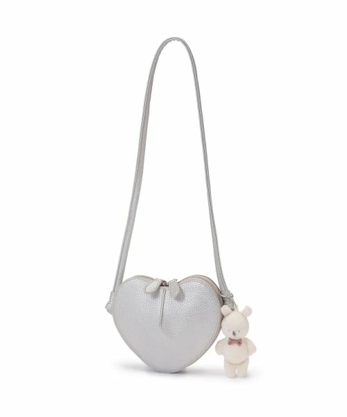 petit main / プティマイン ショルダーバッグ | チャームつきハートポシェット（シルバー）