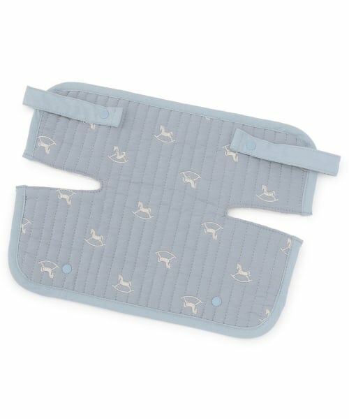 petit main / プティマイン ベビー・キッズグッズ | キルト刺しゅうよだれカバー（ライト ブルー）