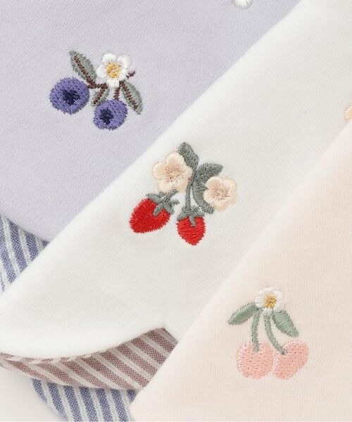 petit main / プティマイン スタイ・ビブ | フルーツ刺しゅうスタイ | 詳細3