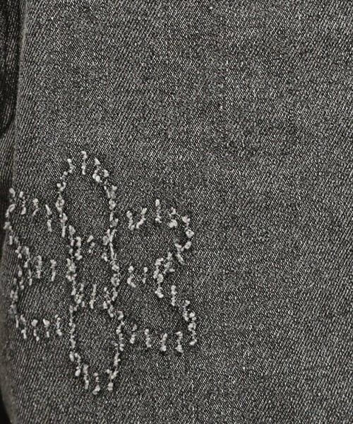 PINK-latte / ピンク ラテ その他パンツ | フラワー柄デニムロングパンツ | 詳細15