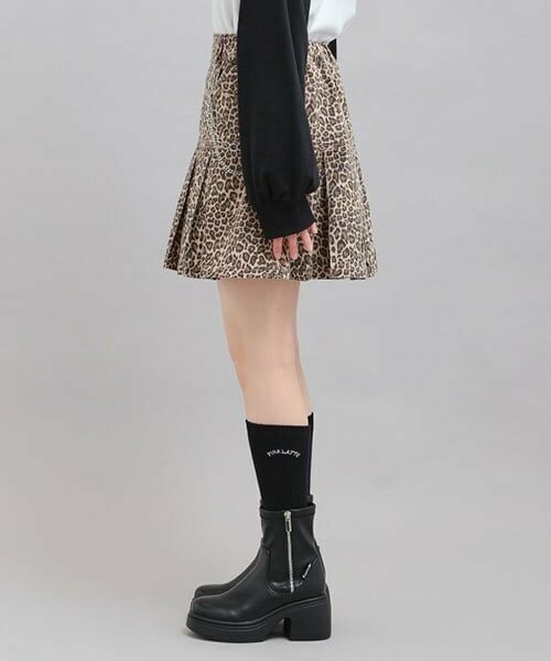 PINK-latte / ピンク ラテ ミニ・ひざ丈スカート | チェーン付きプリーツスカート | 詳細2