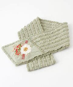 雛菊とさくらんぼ刺繍入りストール