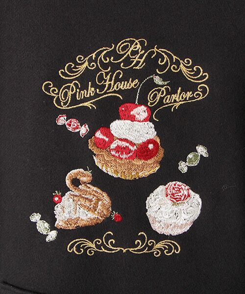 ピンクハウスパーラ―刺繍フーディ