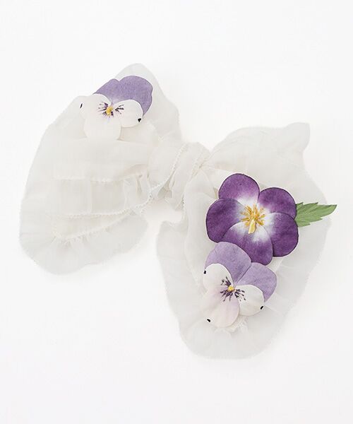 PINK HOUSE / ピンクハウス ブローチ・コサージュ | パンジーコサージュ付きオーガンジーリボンブローチ（オフシロ）