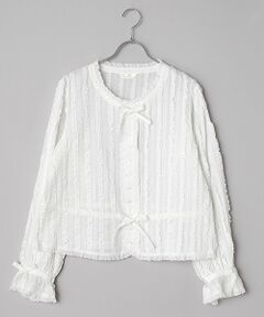 フリル使いローンブラウス