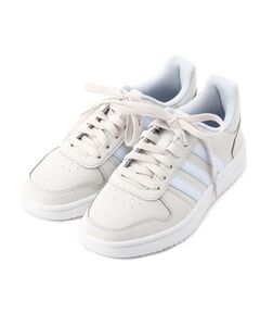 adidas スニーカー