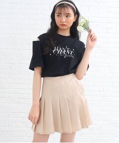 フェイクパール付きロゴTシャツ