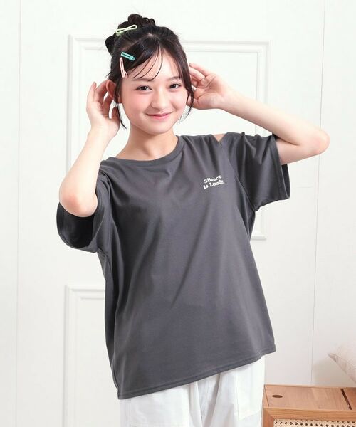 PINK-latte/ピンク ラテ 肩あきバックプリントビッグTシャツ チャコールグレー(014) 13(130cm) PINK-latte/ピンク ラテ 肩あきバックプリントビッグTシャツ チャコールグレー(014) 13(130cm)