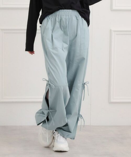 PINK-latte/ピンク ラテ リボン付カーゴパンツ ブルー(092) 14(140cm) PINK-latte/ピンク ラテ リボン付カーゴパンツ ブルー(092) 14(140cm)