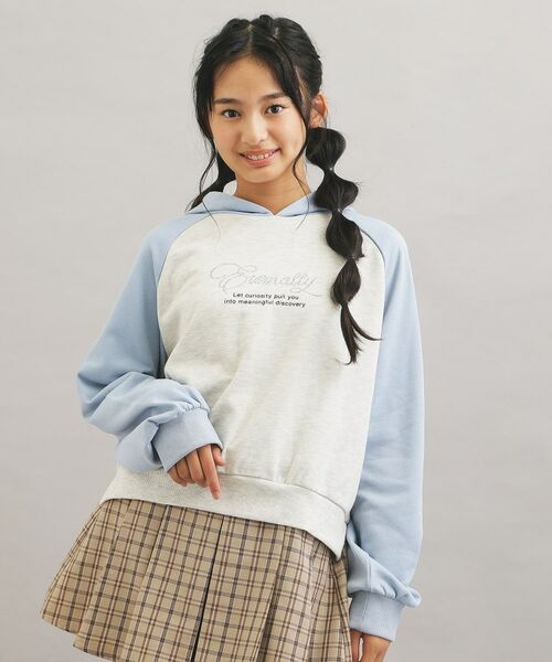 PINK-latte/ピンク ラテ ラグランラインストーンパーカ サックスブルー(190) 13(130cm) PINK-latte/ピンク ラテ ラグランラインストーンパーカ サックスブルー(190) 13(130cm)