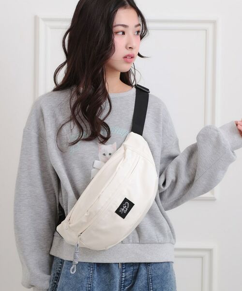 PINK-latte / ピンク ラテ メッセンジャーバッグ・ウエストポーチ | コード付きボディバッグ | 詳細2