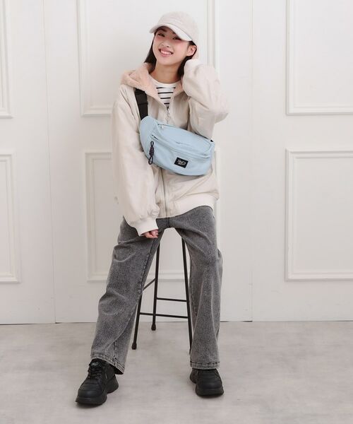 PINK-latte / ピンク ラテ メッセンジャーバッグ・ウエストポーチ | コード付きボディバッグ | 詳細6