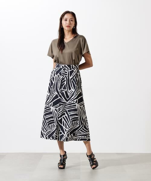 PINKY & DIANNE / ピンキーアンドダイアン シャツ・ブラウス | ◆Vネックサテンプルオーバー | 詳細9