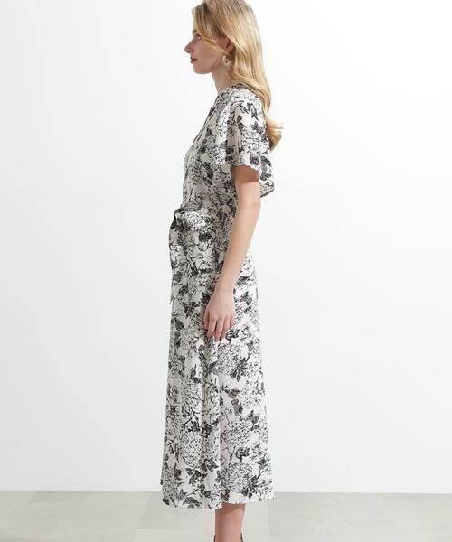 PINKY & DIANNE / ピンキーアンドダイアン ミニ丈・ひざ丈ワンピース | ◆フラワープリントタックスリーブワンピース | 詳細6