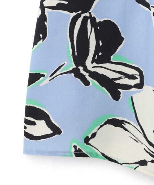 PINKY & DIANNE / ピンキーアンドダイアン シャツ・ブラウス | フラワーラインプリントＶネックケープブラウス | 詳細25