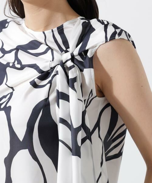 PINKY & DIANNE / ピンキーアンドダイアン シャツ・ブラウス | アートフラワープリントブラウス | 詳細12