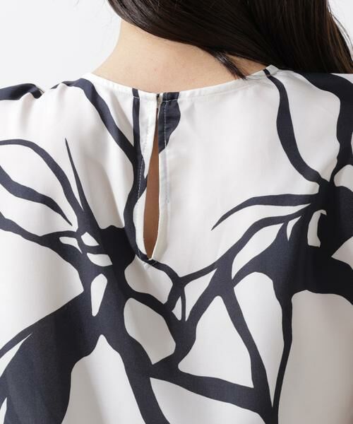 PINKY & DIANNE / ピンキーアンドダイアン シャツ・ブラウス | アートフラワープリントブラウス | 詳細15