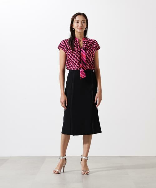 PINKY & DIANNE / ピンキーアンドダイアン シャツ・ブラウス | ジオメトリックプリントクロスリボンブラウス | 詳細4