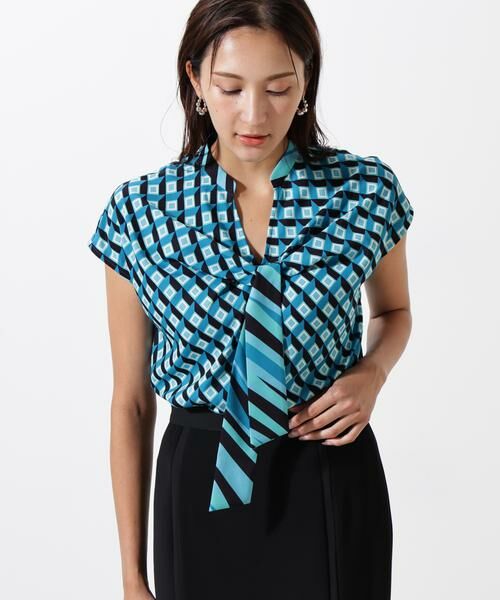 PINKY & DIANNE / ピンキーアンドダイアン シャツ・ブラウス | ジオメトリックプリントクロスリボンブラウス | 詳細13