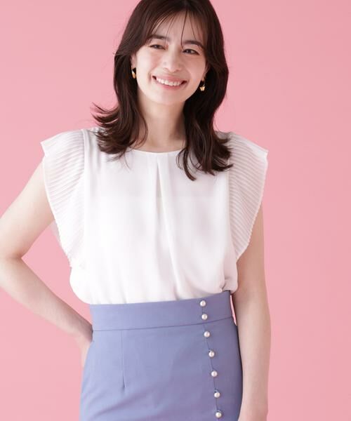 PINKY & DIANNE / ピンキーアンドダイアン シャツ・ブラウス | プリーツスリーブタックブラウス（ホワイト）