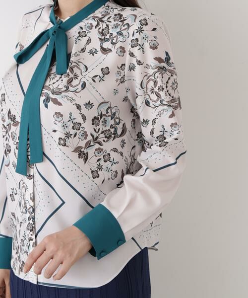 PINKY & DIANNE / ピンキーアンドダイアン シャツ・ブラウス | ◆フローラルスカーフプリントブラウス | 詳細12