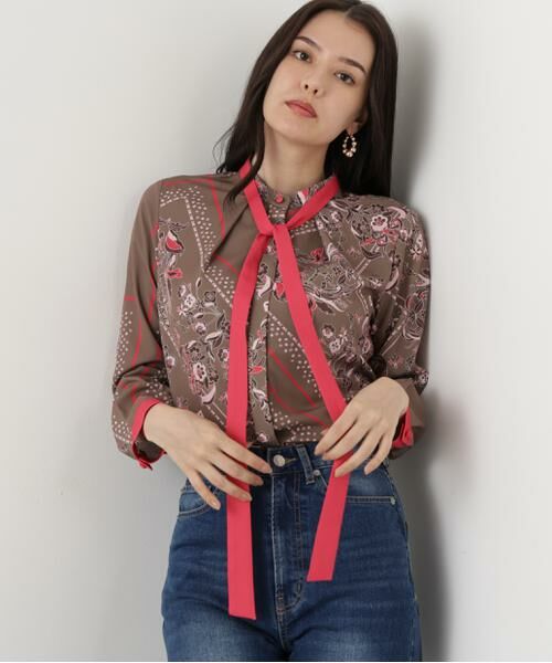 PINKY & DIANNE / ピンキーアンドダイアン シャツ・ブラウス | ◆フローラルスカーフプリントブラウス | 詳細18