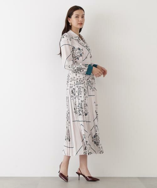 PINKY & DIANNE / ピンキーアンドダイアン ミニ丈・ひざ丈ワンピース | ◆フローラルスカーフプリントワンピース | 詳細6