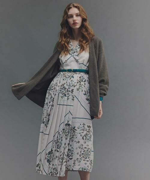 PINKY & DIANNE / ピンキーアンドダイアン ミニ丈・ひざ丈ワンピース | ◆フローラルスカーフプリントワンピース(エクリュ系1)