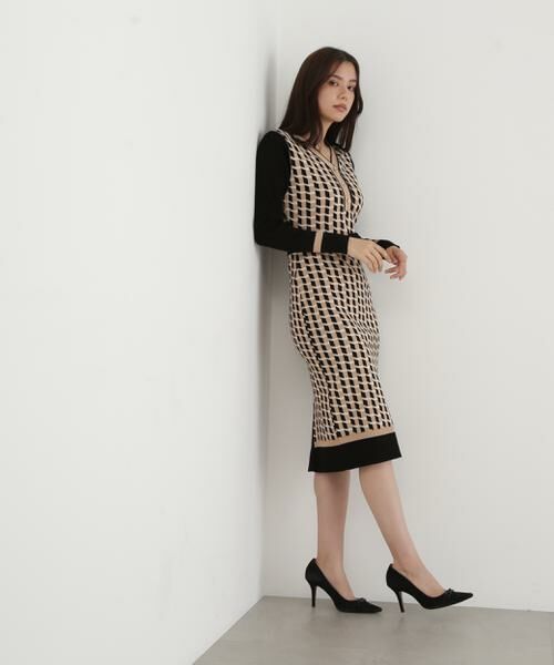 PINKY & DIANNE / ピンキーアンドダイアン ミニ丈・ひざ丈ワンピース | ◆ジオメトリックジャガードニットワンピース | 詳細17