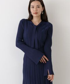 なっちゃん　ピンキー＆ダイアン　新品未使用　タフタバルーンスリーブブルゾン なっちゃん様専用 ピンキー＆ダイアン 新品未使用 タフタ