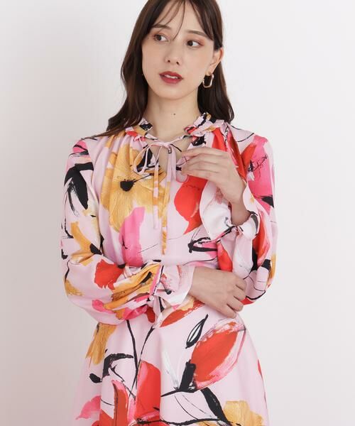 PINKY & DIANNE / ピンキーアンドダイアン シャツ・ブラウス | ◆フラワープリントギャザーブラウス | 詳細2