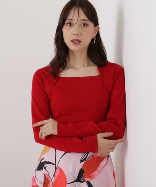 シルエットまで美しい、こだわりの新作ニット