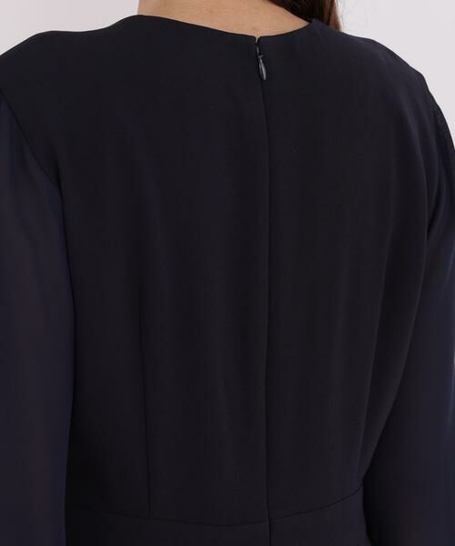 PINKY & DIANNE / ピンキーアンドダイアン ミニ丈・ひざ丈ワンピース | ダイヤモンドネックコンビワンピース | 詳細12