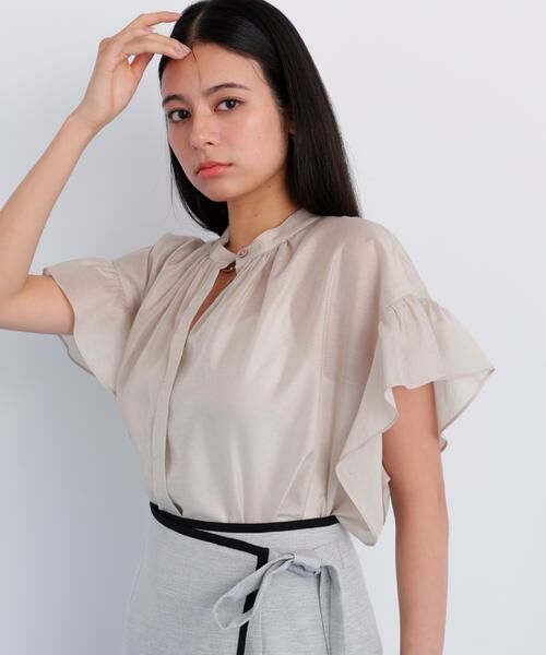 PINKY & DIANNE / ピンキーアンドダイアン シャツ・ブラウス | ラッフルスリーブブラウス（ベージュ）