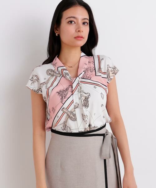 PINKY & DIANNE / ピンキーアンドダイアン シャツ・ブラウス | バロックスカーフプリントブラウス（オレンジ系1）