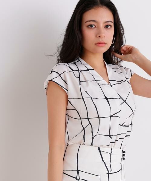 PINKY & DIANNE / ピンキーアンドダイアン シャツ・ブラウス | ラインプリントタックブラウス | 詳細2