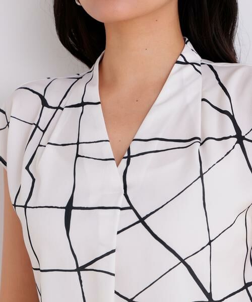 PINKY & DIANNE / ピンキーアンドダイアン シャツ・ブラウス | ラインプリントタックブラウス | 詳細7