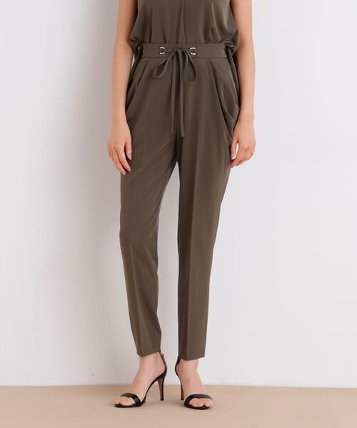 PINKY & DIANNE / ピンキーアンドダイアン パンツ | タックポケットテーパードパンツ（カーキ）