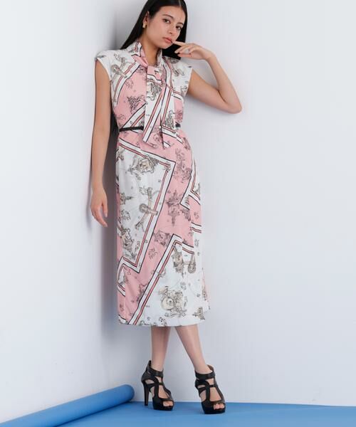 PINKY & DIANNE / ピンキーアンドダイアン ミニ丈・ひざ丈ワンピース | バロックスカーフプリントワンピース | 詳細3