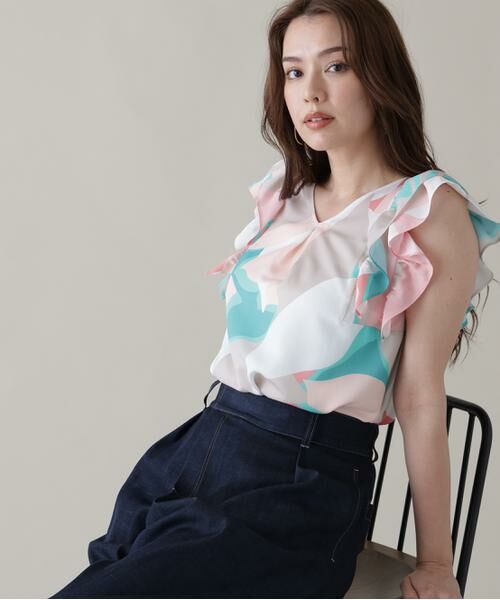 PINKY & DIANNE / ピンキーアンドダイアン シャツ・ブラウス | シェードリーフプリントＶネックブラウス（ピンク系1）