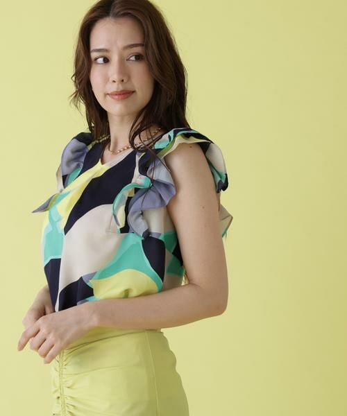 PINKY & DIANNE / ピンキーアンドダイアン シャツ・ブラウス | シェードリーフプリントＶネックブラウス | 詳細15