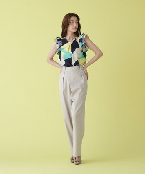 PINKY & DIANNE / ピンキーアンドダイアン シャツ・ブラウス | シェードリーフプリントＶネックブラウス | 詳細21